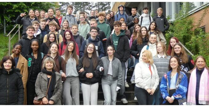 les-collegiens-et-lyceens-francais-avaient-organise-une-reception-de-bienvenue-pour-leurs-correspondants-allemands-1746820626.jpg